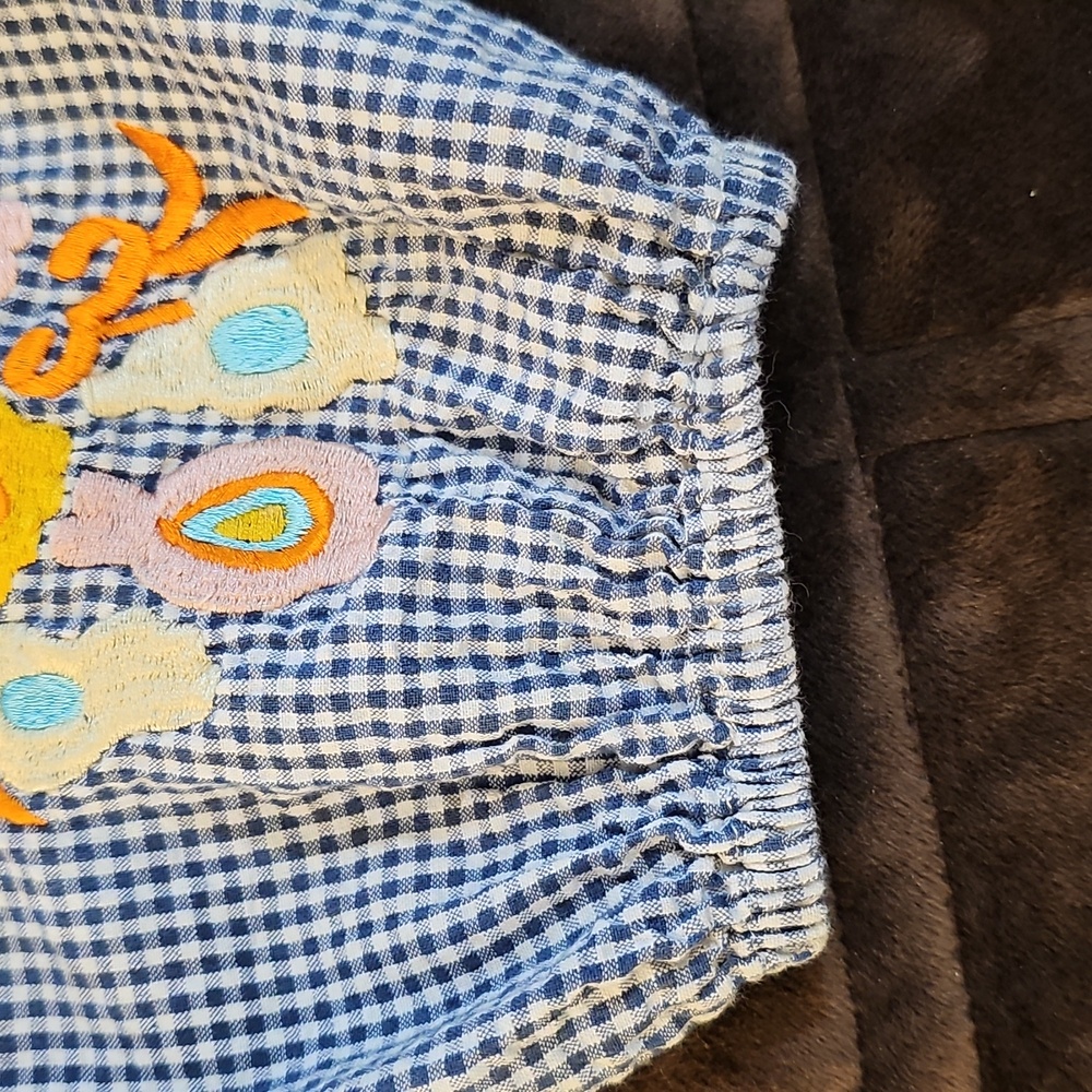 Top - Picture 7 of 16